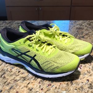 Men’s ASICS size 9